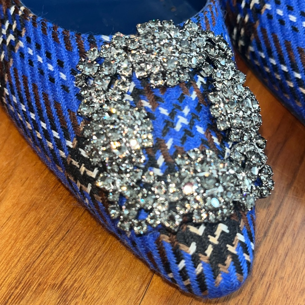 Manolo blahnik Hangisi Chrystal Buckle Wool Flats, NEW - Picture 14 of 17